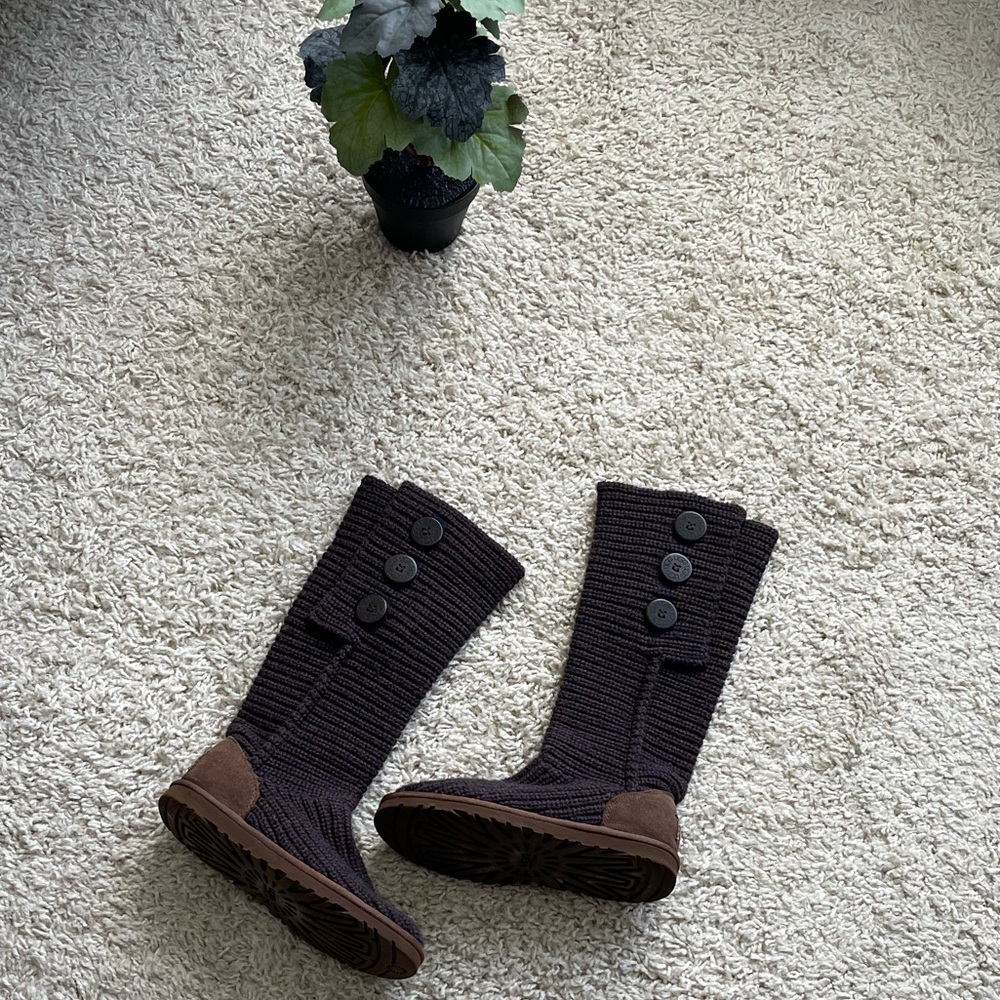 UGG Boots! UGG Classic Cardy Brown Boots
